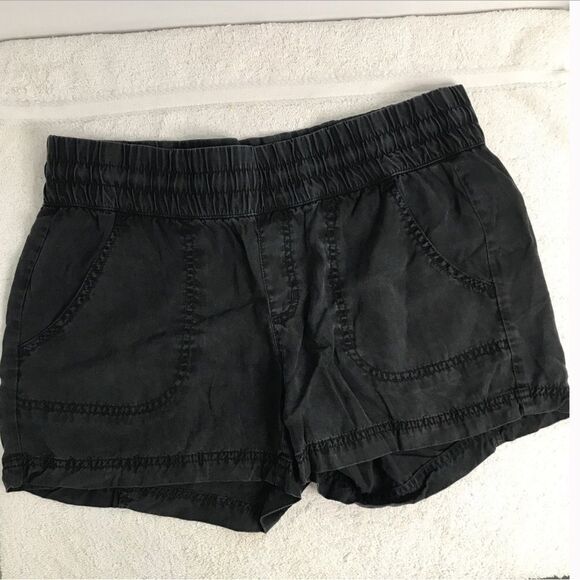Athleta Casual Lycocel Shorts Black Size 10 Soft and Comfy‎ Flattering Cut - Picture 1 of 8